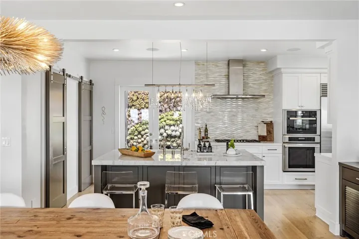 400 Manhattan Avenue, Manhattan Beach, California 90266