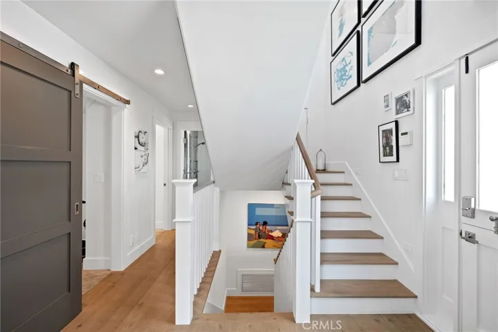 400 Manhattan Avenue, Manhattan Beach, California 90266