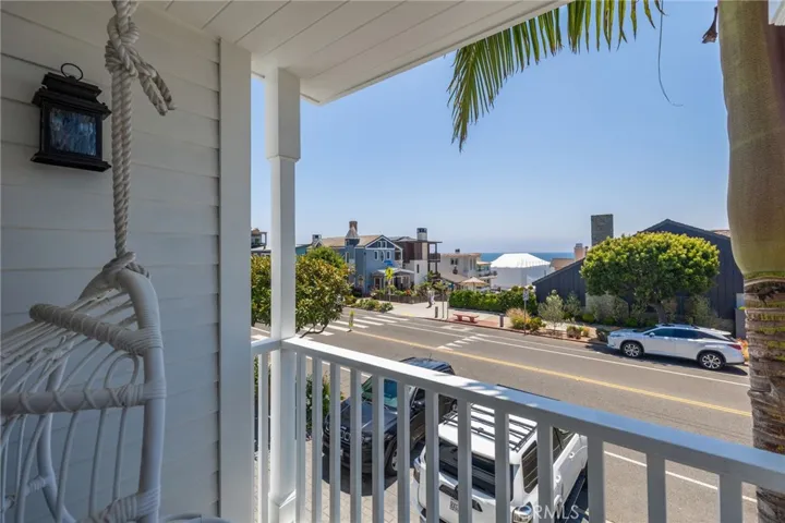 400 Manhattan Avenue, Manhattan Beach, California 90266