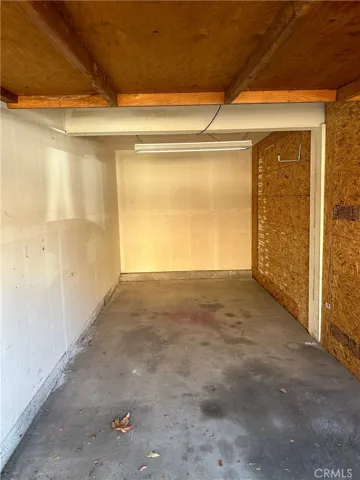 4752 Pearce Drive Garage, Huntington Beach, California 92649