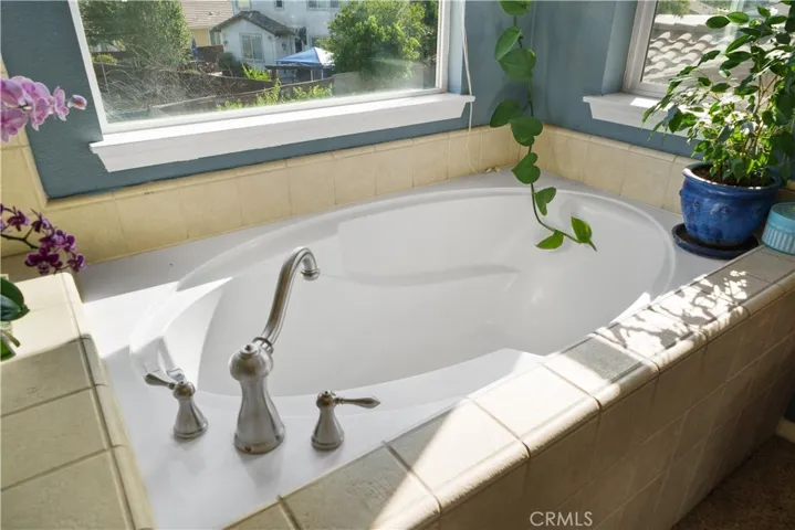 27797 Pointe Breeze Drive, Menifee, California 92585
