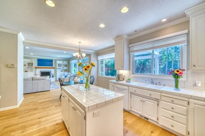 105 Sierra Morena Court, Los Gatos, California 95032