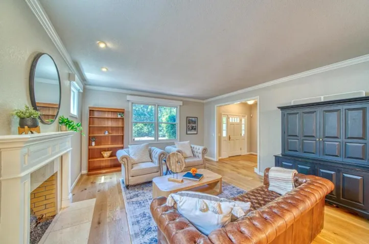 105 Sierra Morena Court, Los Gatos, California 95032