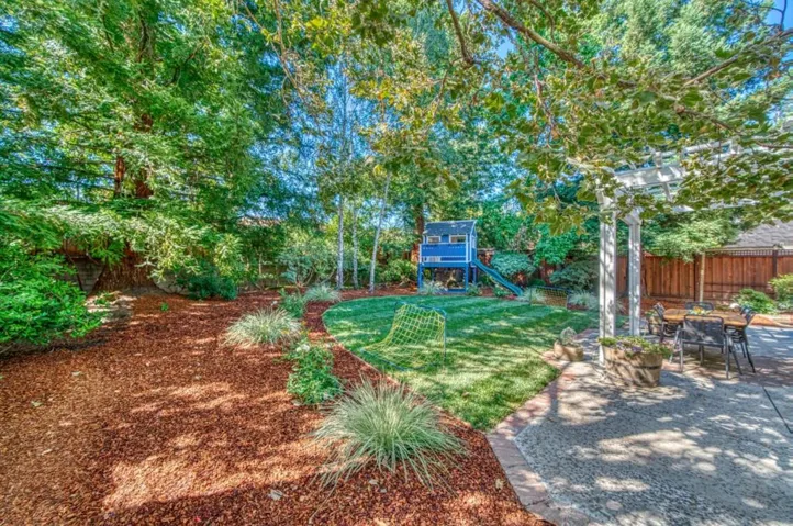 105 Sierra Morena Court, Los Gatos, California 95032