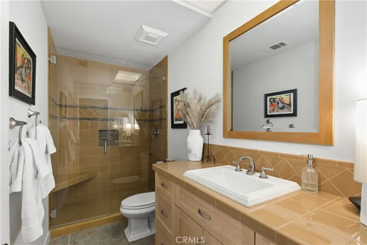 109 Bouquet Canyon Drive, Palm Desert, California 92211