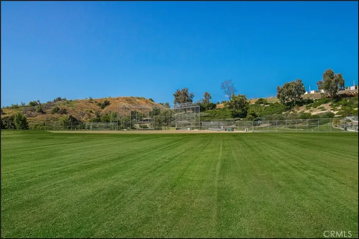 25295 Vista Linda, Lake Forest, California 92630