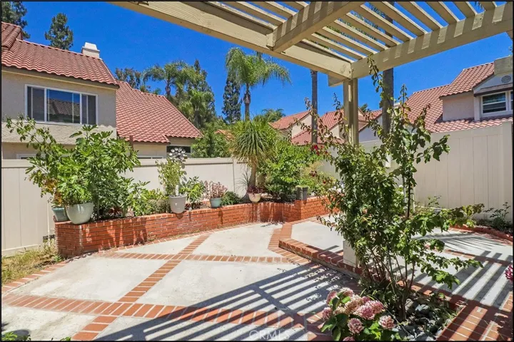 25295 Vista Linda, Lake Forest, California 92630