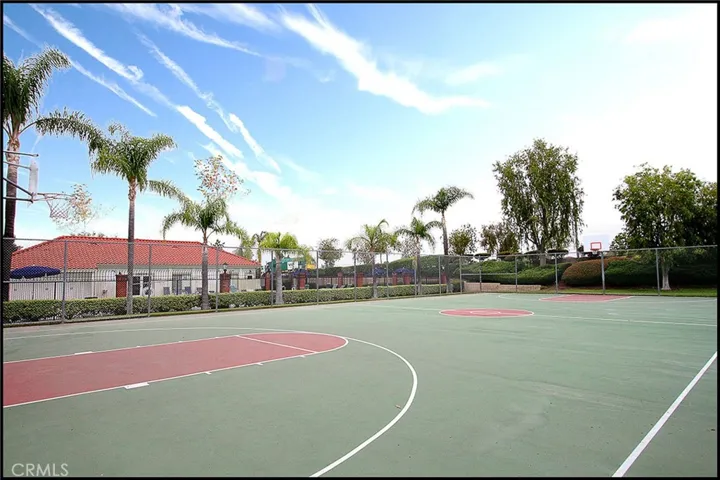 25295 Vista Linda, Lake Forest, California 92630