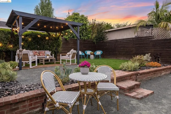 2759 Frazier Ave, Oakland, California 94605