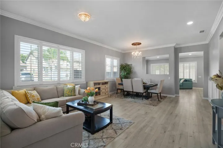 6930 Boulder Creek Drive, Eastvale, California 92880