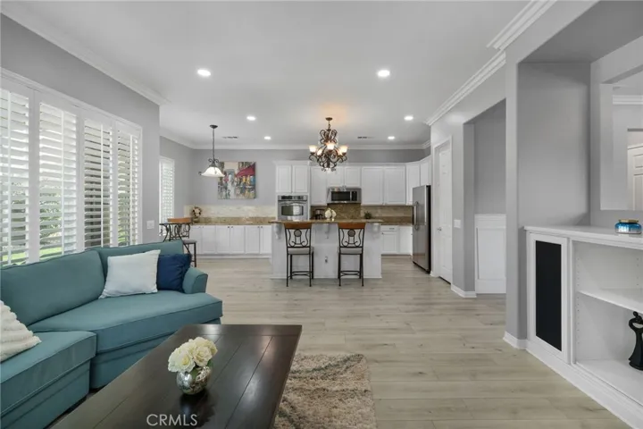 6930 Boulder Creek Drive, Eastvale, California 92880