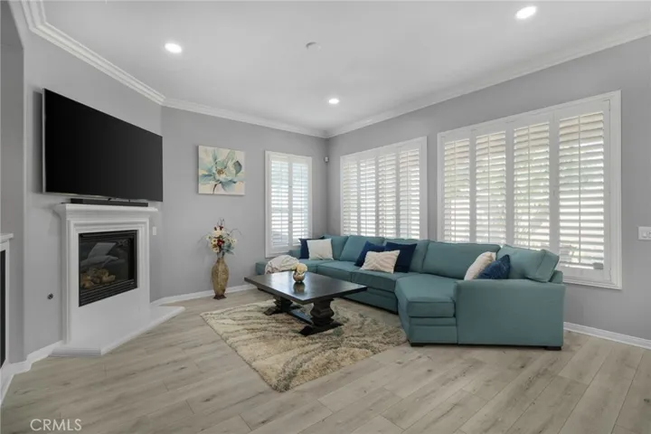 6930 Boulder Creek Drive, Eastvale, California 92880