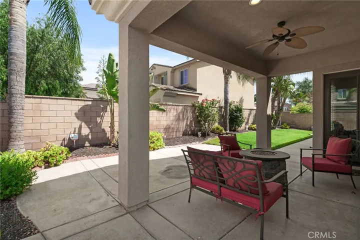 6930 Boulder Creek Drive, Eastvale, California 92880