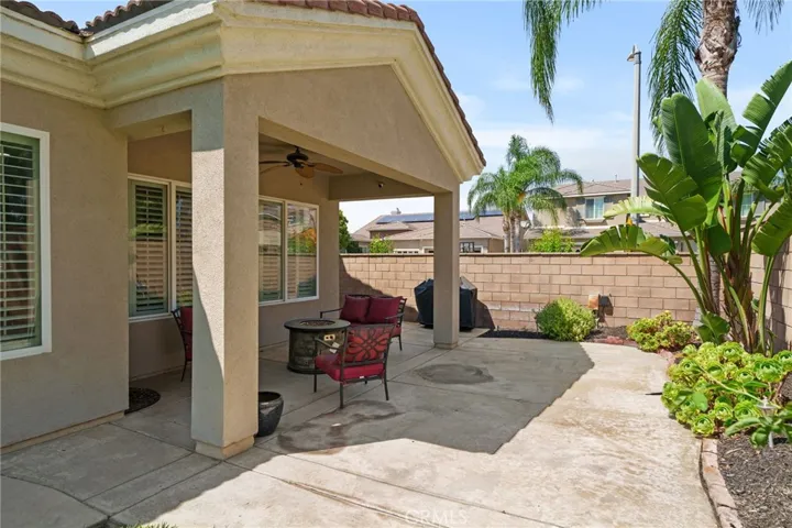 6930 Boulder Creek Drive, Eastvale, California 92880