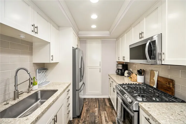 6449 Shady Lawn Drive 1, Yorba Linda, California 92886