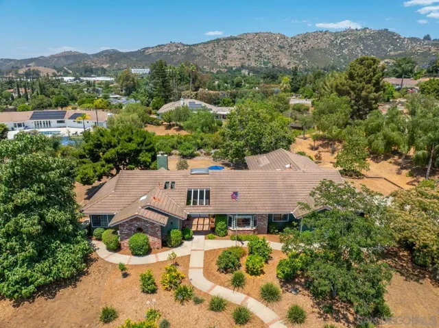 1704 Marilyn Ln, San Marcos, California 92069