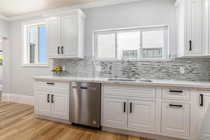 124 Russia Avenue, San Francisco, California 94112