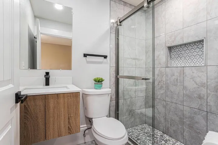 124 Russia Avenue, San Francisco, California 94112
