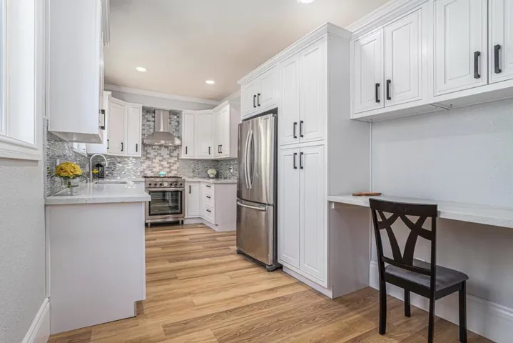 124 Russia Avenue, San Francisco, California 94112
