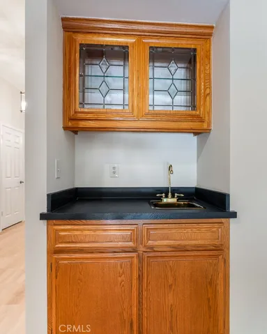 Family room wet bar