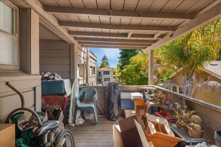 2025 San Jose Avenue, Alameda, California 94501