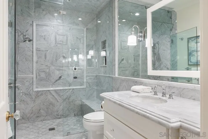 7971 Prospect Pl, La Jolla, California 92037