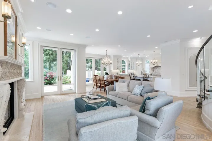 7971 Prospect Pl, La Jolla, California 92037