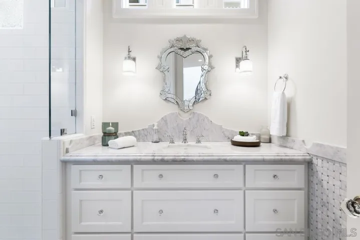 7971 Prospect Pl, La Jolla, California 92037