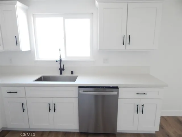 15019 Nanticoke Road, Apple Valley, California 92307