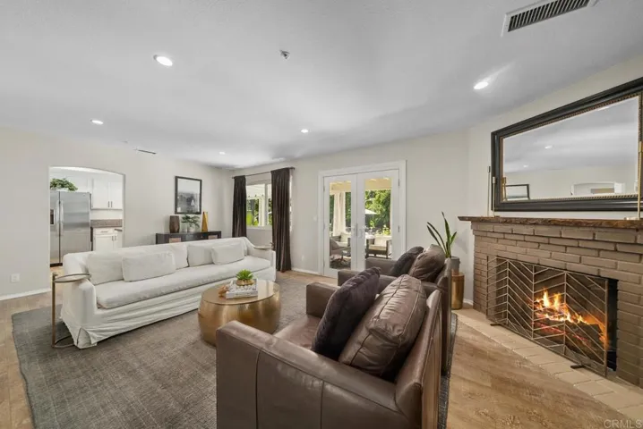4204 Camino Paz, La Mesa, California 91941