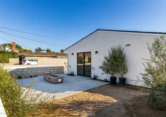 273 Costa Mesa Street A, Costa Mesa, California 92627