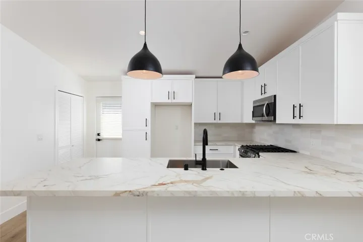 273 Costa Mesa Street A, Costa Mesa, California 92627