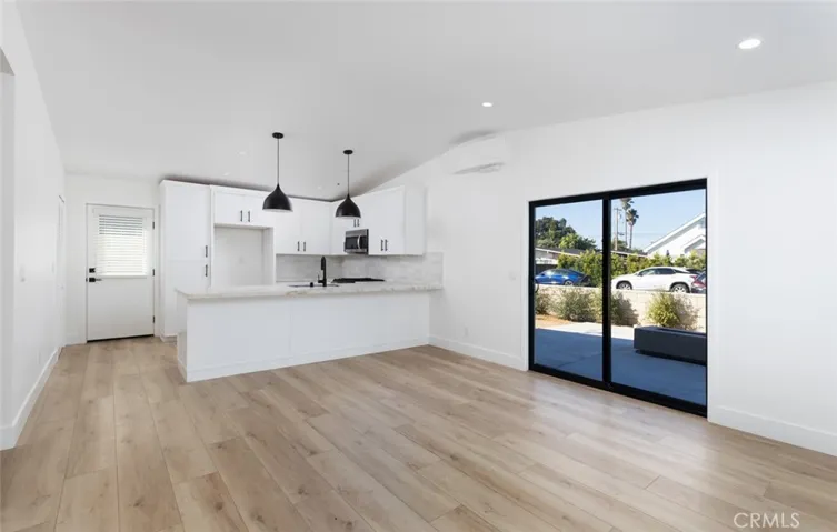 273 Costa Mesa Street A, Costa Mesa, California 92627