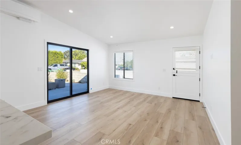 273 Costa Mesa Street A, Costa Mesa, California 92627