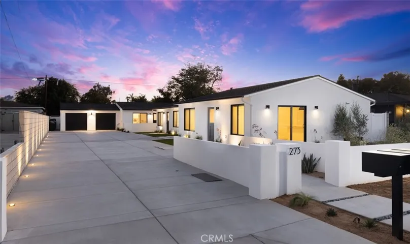 273 Costa Mesa Street A, Costa Mesa, California 92627