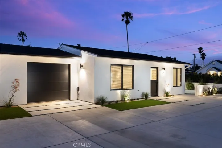273 Costa Mesa Street A, Costa Mesa, California 92627