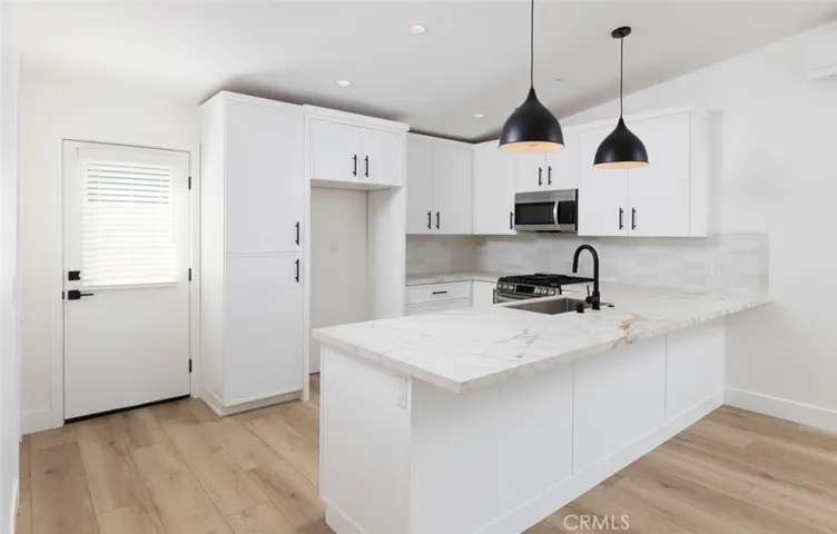 273 Costa Mesa Street A, Costa Mesa, California 92627