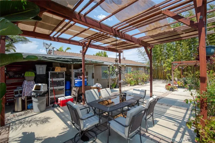 7922 Santa Barbara Avenue, Stanton, California 90680