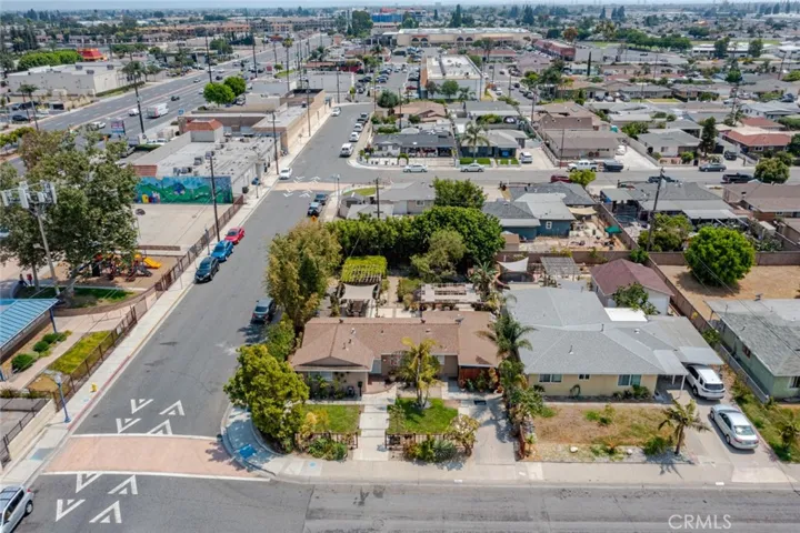 7922 Santa Barbara Avenue, Stanton, California 90680