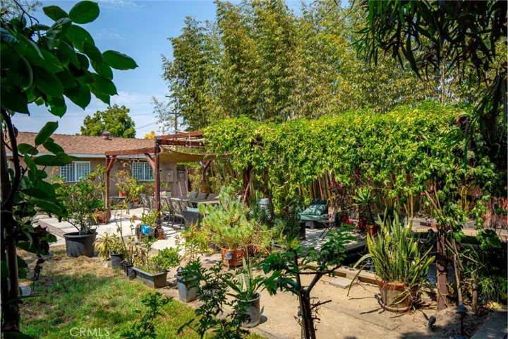 7922 Santa Barbara Avenue, Stanton, California 90680