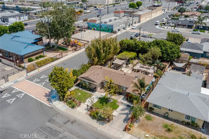 7922 Santa Barbara Avenue, Stanton, California 90680