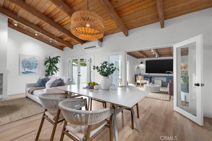 425 Gould Avenue, Hermosa Beach, California 90254