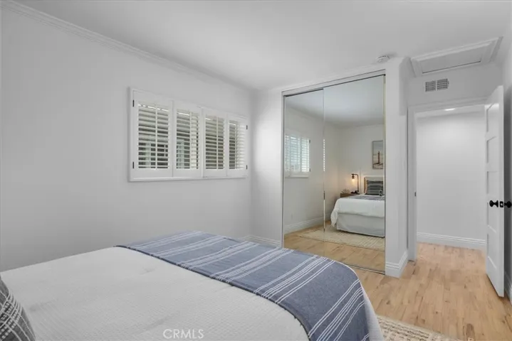 425 Gould Avenue, Hermosa Beach, California 90254