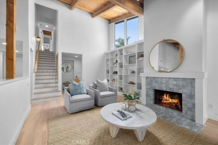 425 Gould Avenue, Hermosa Beach, California 90254