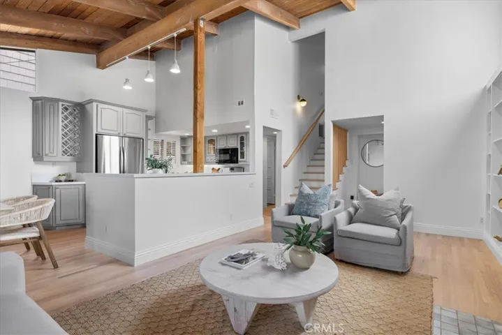 425 Gould Avenue, Hermosa Beach, California 90254