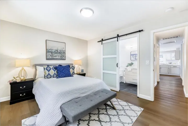 903 Poplar Avenue, Sunnyvale, California 94086