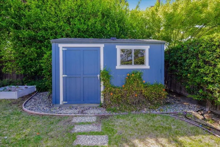 903 Poplar Avenue, Sunnyvale, California 94086