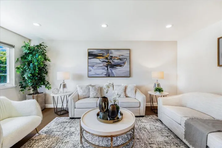 903 Poplar Avenue, Sunnyvale, California 94086