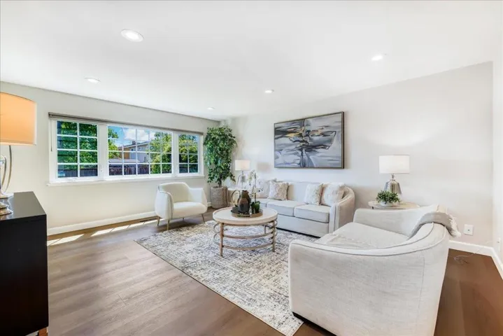 903 Poplar Avenue, Sunnyvale, California 94086