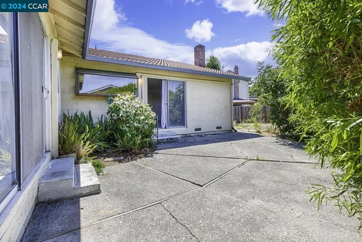 2030 Twin Ct, Santa Rosa, California 95405